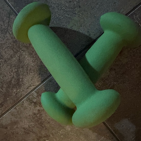 3lb hand weights green - Picture 2 of 4